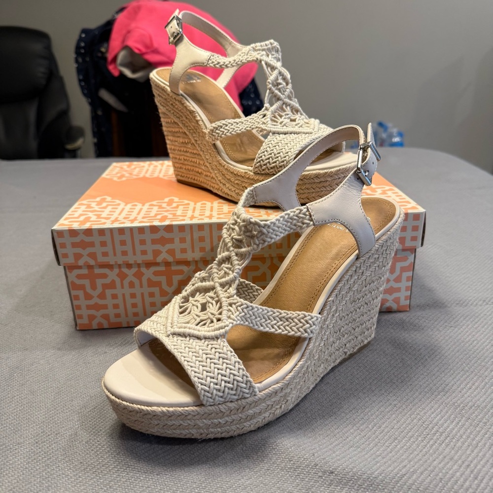 Gianni Bini NIB Macrame Espadrille Wedges - BohoChicCream Crochet Heels - Size 9 - Picture 12 of 12